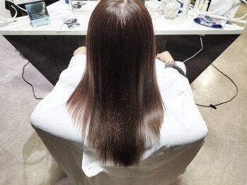 ウルーウール ヘアーアンドリラクゼーション(HEUREUX HEURE hair&relaxation)の写真/髪質改善ならHEUREUXHEUREにお任せ◎豊富な7種類ものトリートメントを取り揃えております!【金沢髪質改善】