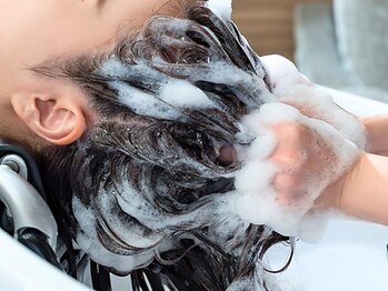 エトワール(ETOILE)の写真/スパ二スト在籍！本格スパで髪も心もリラックスできる、極上の癒しタイムをご提供します♪