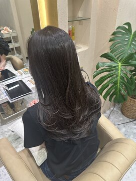 プアメリア 名古屋(Puamelia) レイヤーカット/ワンカールで決まる/髪質改善
