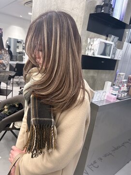 キング 高槻(K!ng) 縮毛矯正髪質改善ハイライトレイヤーカット高槻美容室エクステ