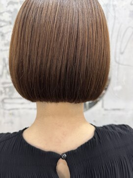 サル(saru) #ミニボブ × #ベージュカラー