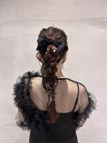 グレイス(grace)&nbsp;"結婚式お呼ばれヘア" ポニーテール×編みおろし