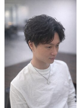 Men's BARBER UNREAL【メンズバーバーアンリアル】【4月上旬NEW OPEN（予定）】 シャドウパーマ×ナチュラルセンターパート