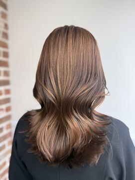 エニー 栄(Any) 韓国ミディアムレイヤー×ブラウン