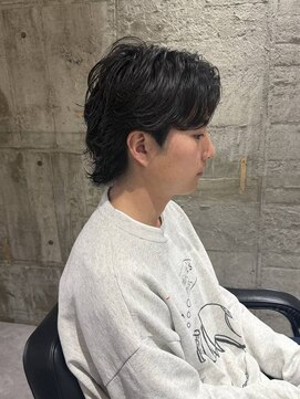 ニアウ 太田店(Niau) MEN’S HAIR/サーフカール/刈り上げセンターパート/太田