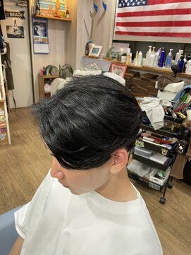 スウェル ヘアーデザイン(Swell) メンズ人気!センターパート
