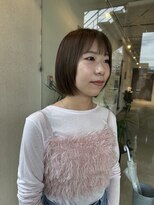 リノ(lino) 艶ベージュのコンパクトミニボブ