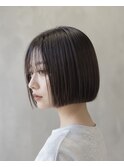 切りっぱなしミニボブ