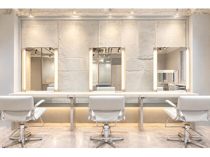 ラフィス ヘアー リノ 三宮店(La fith hair lino)の写真