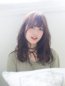 フェティッシュ(fetish) グレージュ×くせ毛風ロングカール