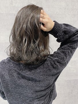 アンダーバーホワイト 大阪上本町店(_WHITE) ハイライトグラデーションカラー