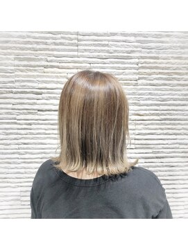 ビス リアン 川口店(Vis lien) ハイライト/ミルクティーベージュ/イルミナ/イメチェン/川口