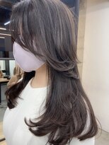 フォンズ(FONS)&nbsp;小顔見せオルチャンヘア/ラベージュ/チークバングくびれ カール