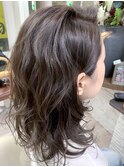 アッシュブラウン セミロングパーマ