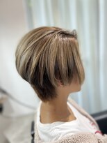 ツムグ 代官山店(TUMUGU) 30代40代50代ヘルシースタイルショートヘア透明感白髪ぼかし