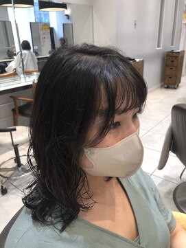 ネオリーブギンザ 銀座店(Neolive GINZA) ミディアムレイヤー　低温デジタルパーマ　前髪パーマ　(銀座)