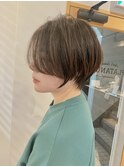 束感ショートボブ