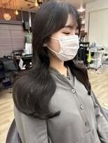 ラクシア(LucxiA)&nbsp;韓国カット/韓国ヘア/くびれ/レイヤーカット/前髪カット/滋賀