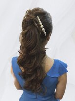 ラフウィーブ(Laugh Weave)&nbsp;アレンジハイポニー