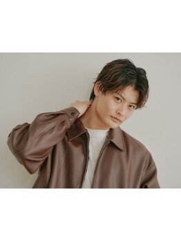 【大阪梅田/3分】男性でも立ち寄りやすい開放的な雰囲気と高い技術。気になるニオイも頭皮スパで清潔に保つ