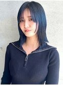 ブルーブラック ボブレイヤー 顔周りカット シースルーバング