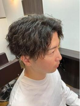 ビス オム(Men's Salon Bis! HOMME)の写真/【月曜日も営業中！】≪当日予約◎≫“再現性&似合わせ”年代別の好印象ヘアへ。イメージ以上の仕上がりに!