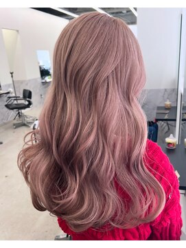 ディーエヌエー バイ エゴル(DiNA by ENGOL) 誰もから愛されるカラー