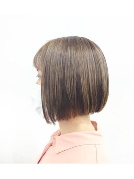 ヴィアーレアンクスタイル(VIALE Ank style) スッキリ透明感ボブ