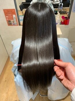 心斎橋スクエアの写真/髪質改善メニューで髪のダメージを最小限に、クセ・うねりを改善しながら理想のスタイルへと導きます☆