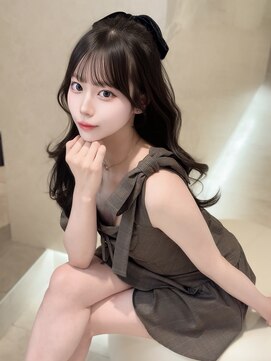 ヴェイナゴヤ(VEYY. nagoya) ハーフアップアレンジ/ レイヤーカット / 顔周りカット