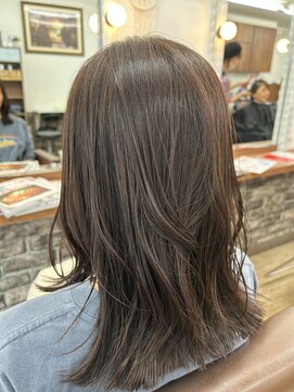 エモーション emotion hair セミロングレイヤー×ベージュ