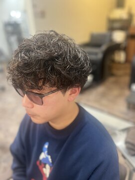 フィグ(Fig) 髪質改善/メンズカット/インナーカラー/ケアブリーチ/学割U24