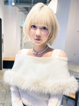 アルバム 池袋(ALBUM) くびれミディ前髪カットハイトーンブロンド_F31314