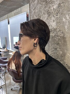 リラクオーレメンズ(LIRA CUORE men's) センターパート