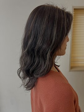 オーバル(OvaL) パキッとコントラストハイライト