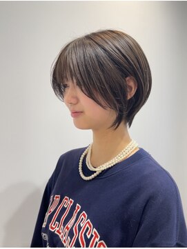 ロエネ(LOENE) 丸みショート×ナチュラルブラウン