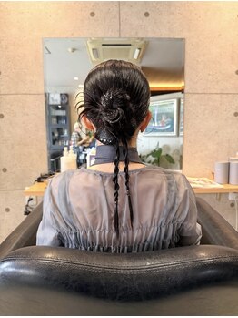 イナフ(ENOUGH)の写真/結婚式やパーティーに!!どんなヘアセットでもお任せ下さい！提案の幅が広くスピードとデザイン力に自信有♪