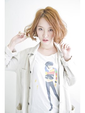 アミィヘアー(Ami Hair) フェザーボブスタイル×ライトオレンジベージュ