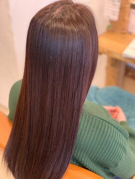 リリー 京都山科店(Lily) ピンクでツヤ髪ストレート