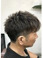 バーバーモンゾー(BARBER MONZO)&nbsp;トップフロントは毛先1カールパーマで確実にキマる短髪スタイル