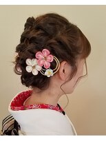 ループ ヘアー(LOOPhair) 成人式のスタイル