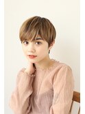 ホワイティアッシュ×大人のフレンチショート