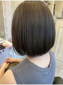 深みオリーブグレイ