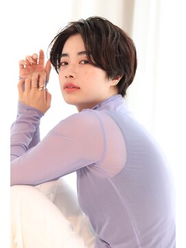 シロフ シンジュク(shirof shinjuku) 美シルエット×大人ハンサムショート