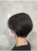 ショートボブ