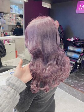 ワンズ ナゴヤ ヴィラ 名古屋栄(ONE's NAGOYA VILA) シアーカラー/カール/セミディ/姫カット