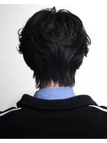 リップス 立川(LIPPS)&nbsp;センターパートウルフヘアフェザーパーマ毛流れニュアンスメンズ