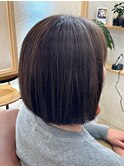 大人の魅力を引き出す、上品なボブスタイル