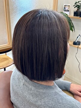 アルティ 美容室 artie 大人の魅力を引き出す、上品なボブスタイル