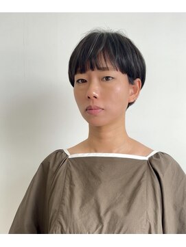 カットアンドトータルビューティ ヴァンキャトル(Cut&Total Beauty VINGT QUATRE) コンパクトマッシュショート